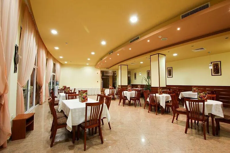 Hotel Veris Napospart